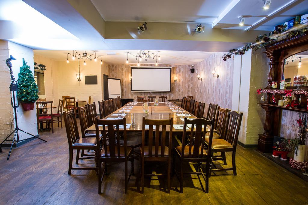 爱丁堡公爵酒店&酒吧 巴罗弗内斯 外观 照片